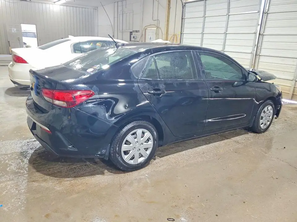 2022 KIA RIO S  