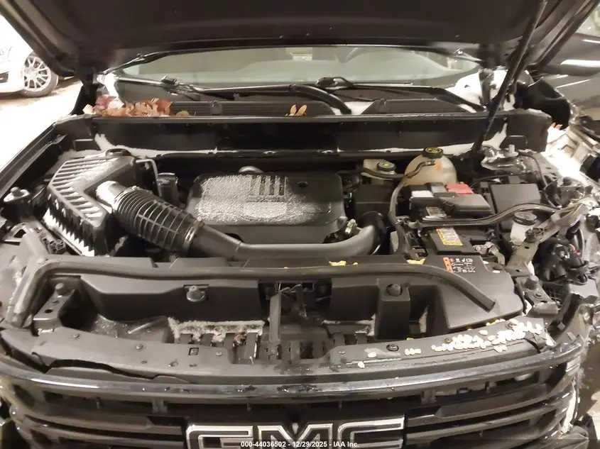 2023 GMC ACADIA FWD SLT