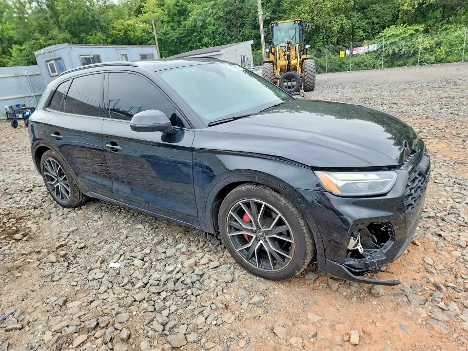 2024 AUDI SQ5 PREMIUM PLUS  