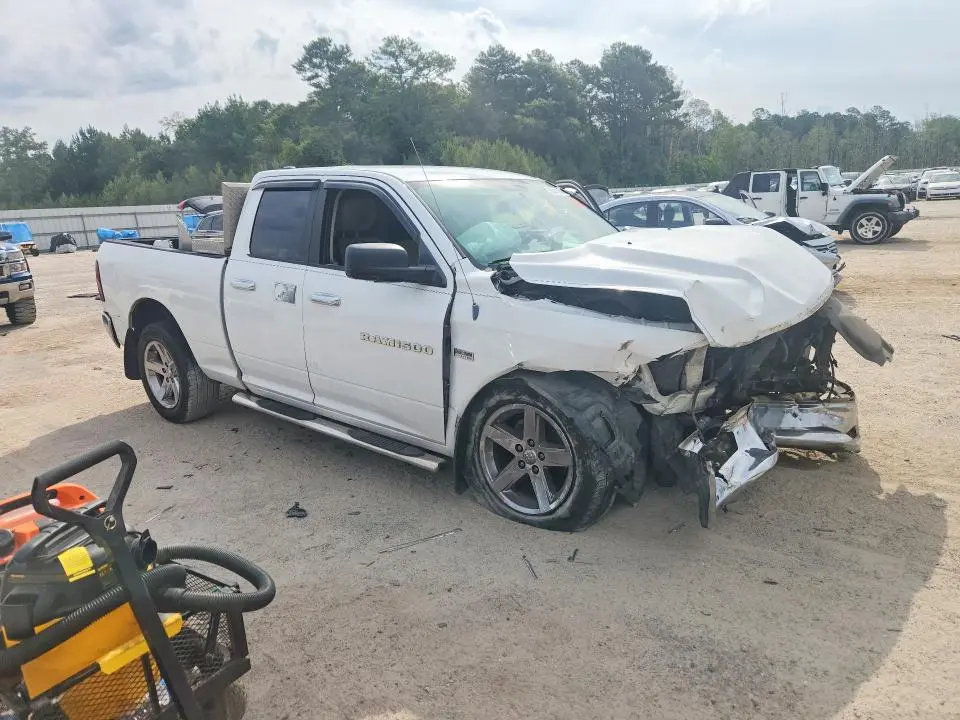 2012 DODGE RAM 1500 SLT  