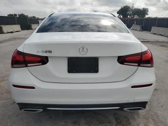 2021 MERCEDES-BENZ A 220  