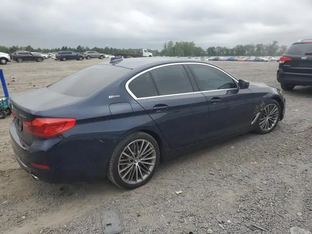2019 BMW 530E   