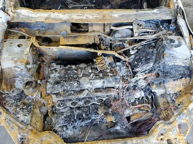 2016 VOLVO V60 CROSS COUNTRY PREMIER  