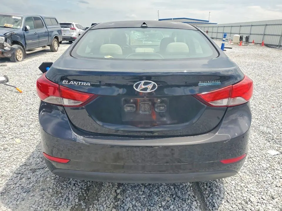 2014 HYUNDAI ELANTRA SE  
