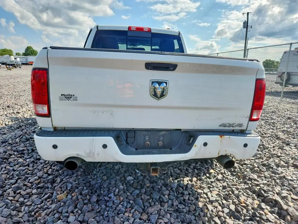 2015 DODGE RAM 1500 SPORT  