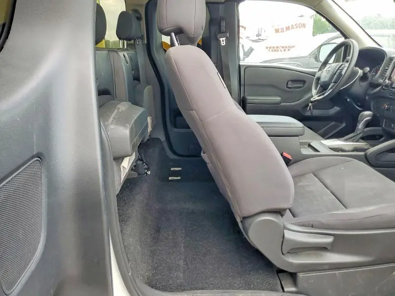 2023 NISSAN FRONTIER S  