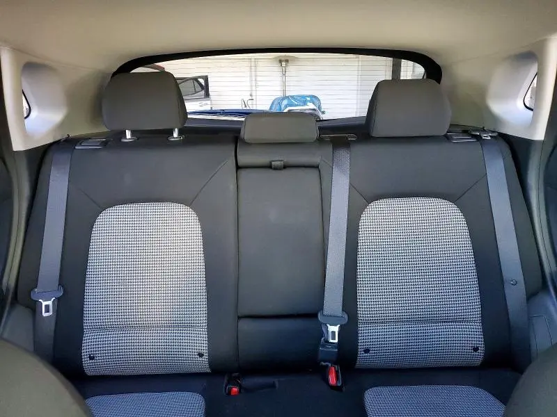 2022 HYUNDAI KONA SE  