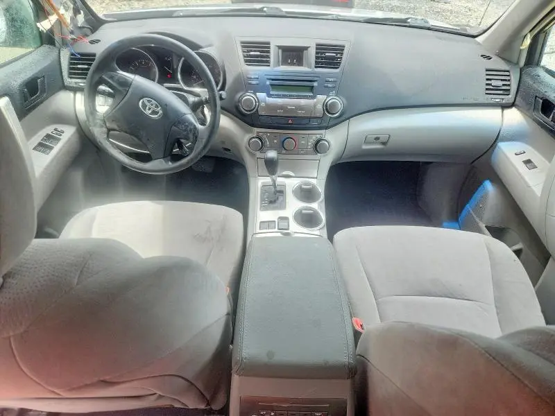 2012 TOYOTA HIGHLANDER BASE  