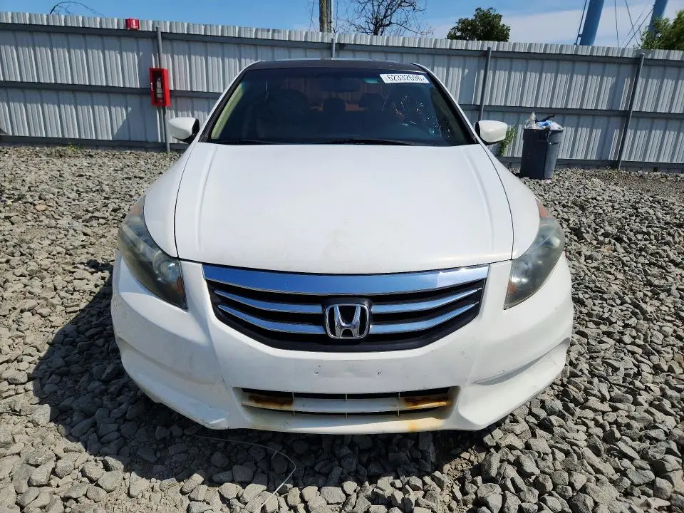 2011 HONDA ACCORD EXL  