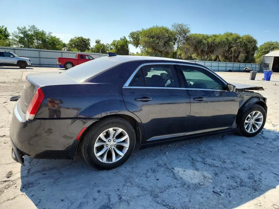 2015 CHRYSLER 300 LIMITED  