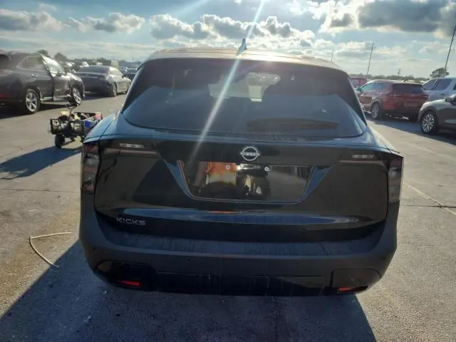 2025 NISSAN KICKS SV  