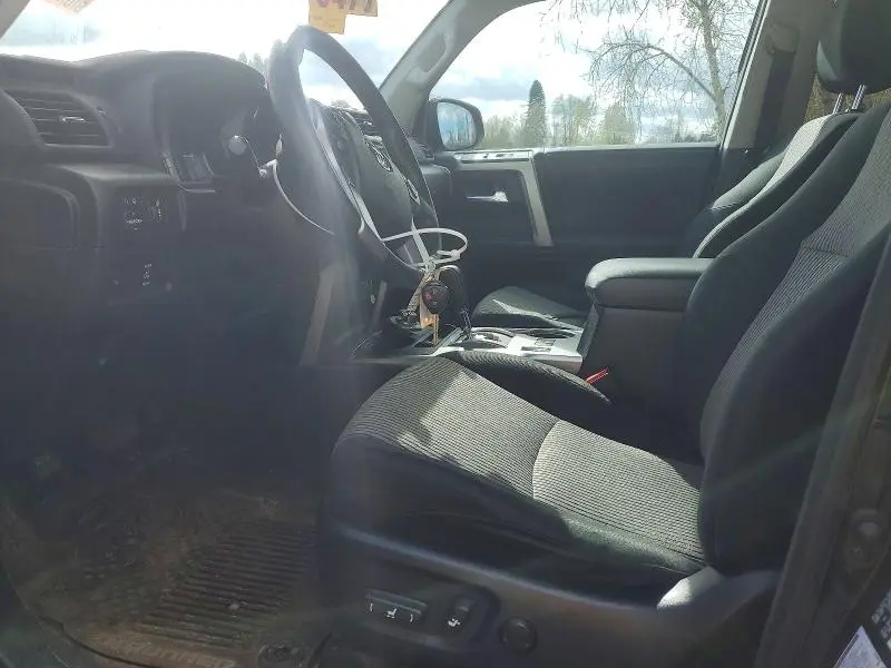 2019 TOYOTA 4RUNNER SR5  