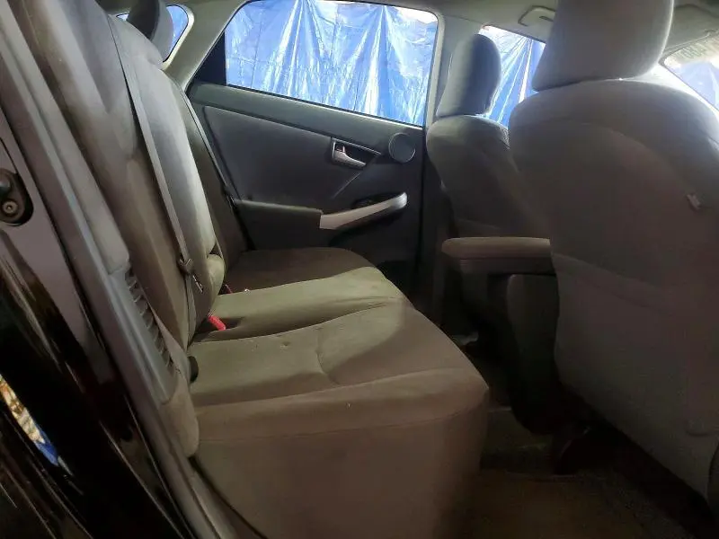 2010 TOYOTA PRIUS III  