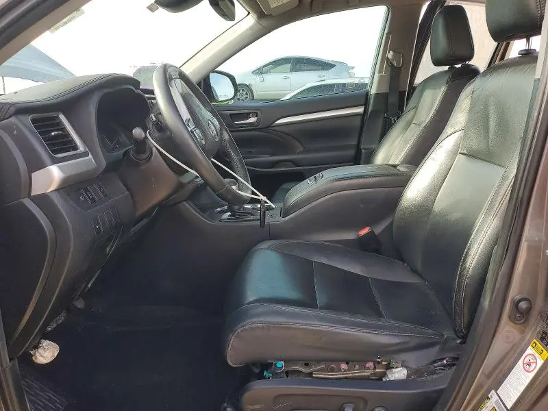 2019 TOYOTA HIGHLANDER   
