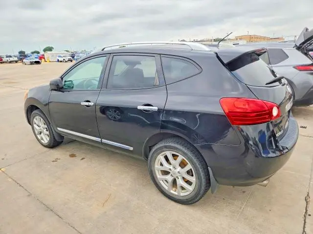 2013 NISSAN ROGUE S  