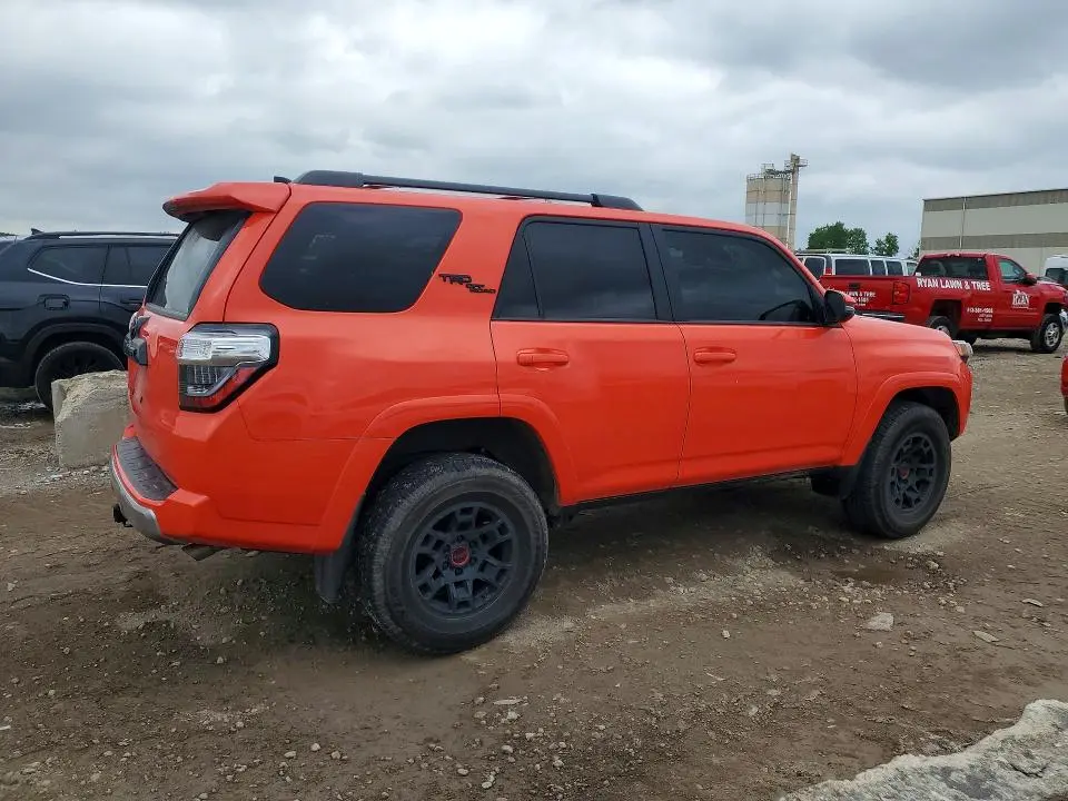 2024 TOYOTA 4RUNNER TRD OFF-ROAD PREMIUM  
