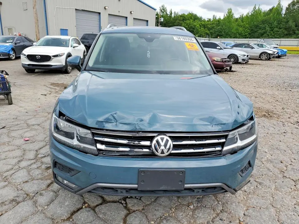 2020 VOLKSWAGEN TIGUAN SE  