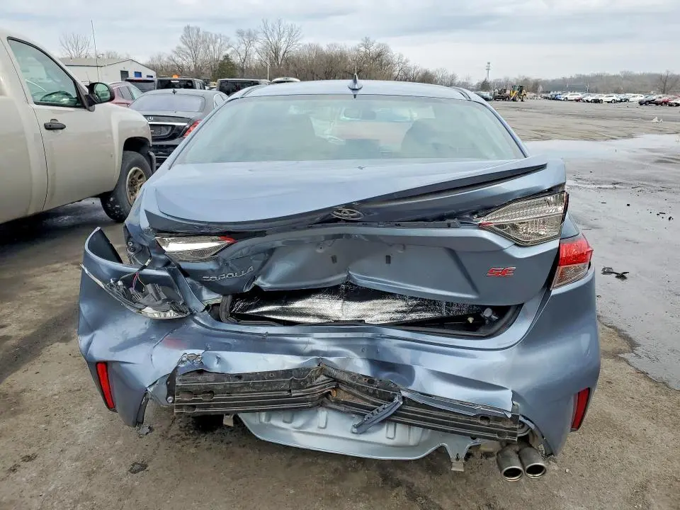 2021 TOYOTA COROLLA SE  