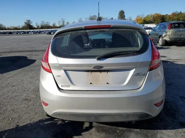 2011 FORD FIESTA SE  
