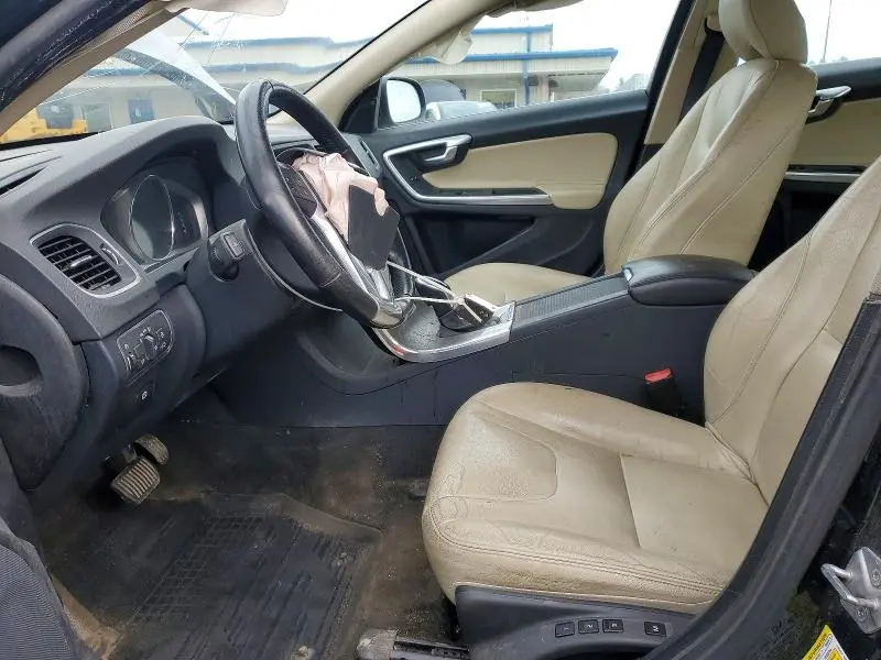 2016 VOLVO S60 PREMIER  