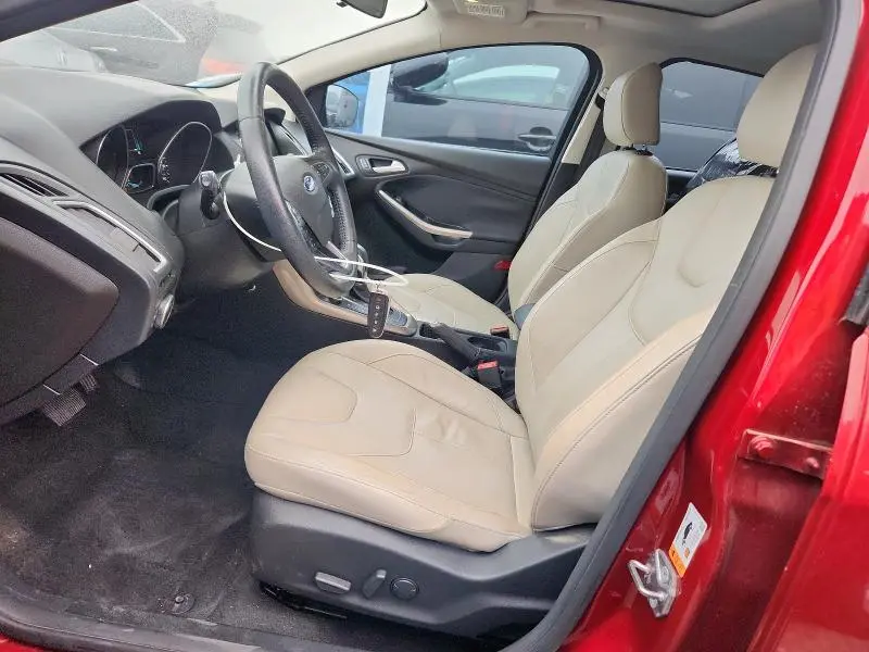 2015 FORD FOCUS TITANIUM  