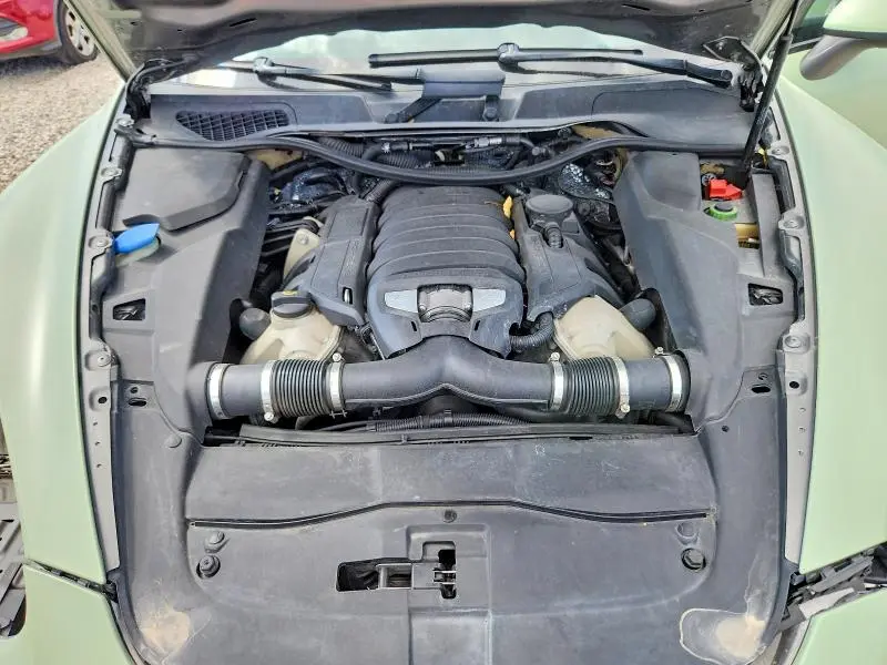 2014 PORSCHE CAYENNE GTS  
