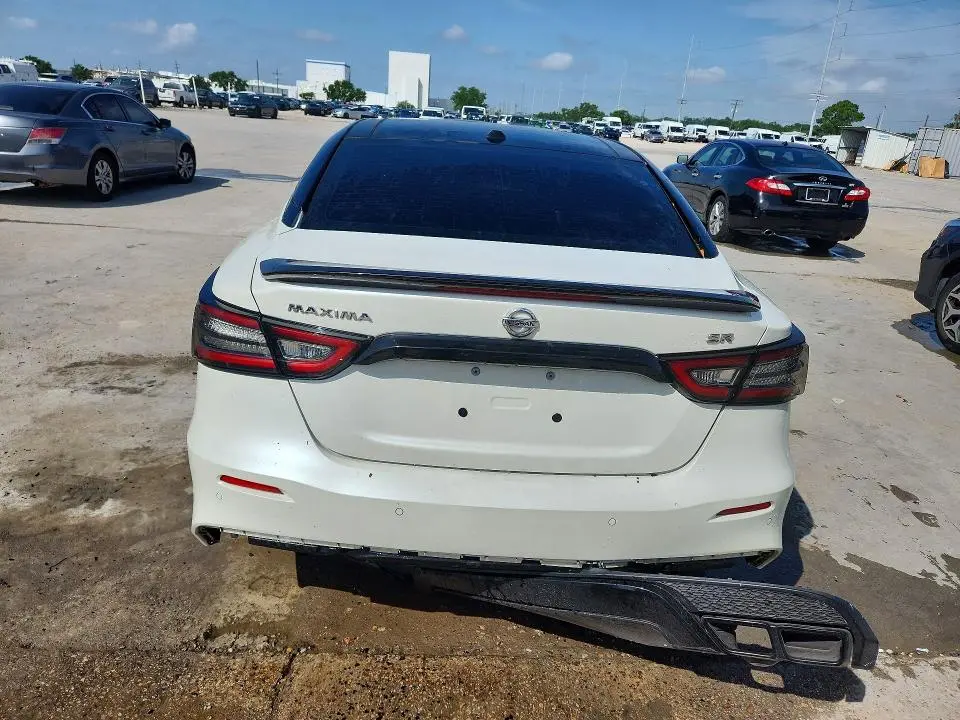 2021 NISSAN MAXIMA SR  