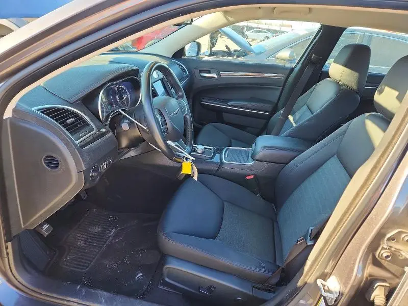 2018 CHRYSLER 300 TOURING  