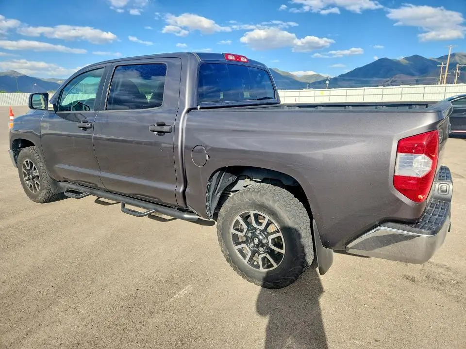 2016 TOYOTA TUNDRA SR5  