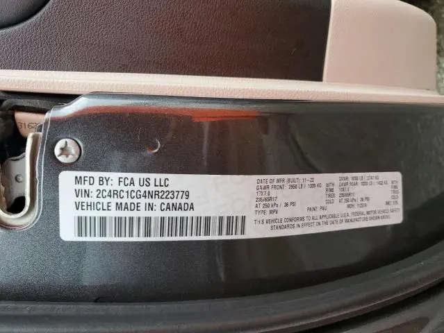 2022 CHRYSLER VOYAGER LX