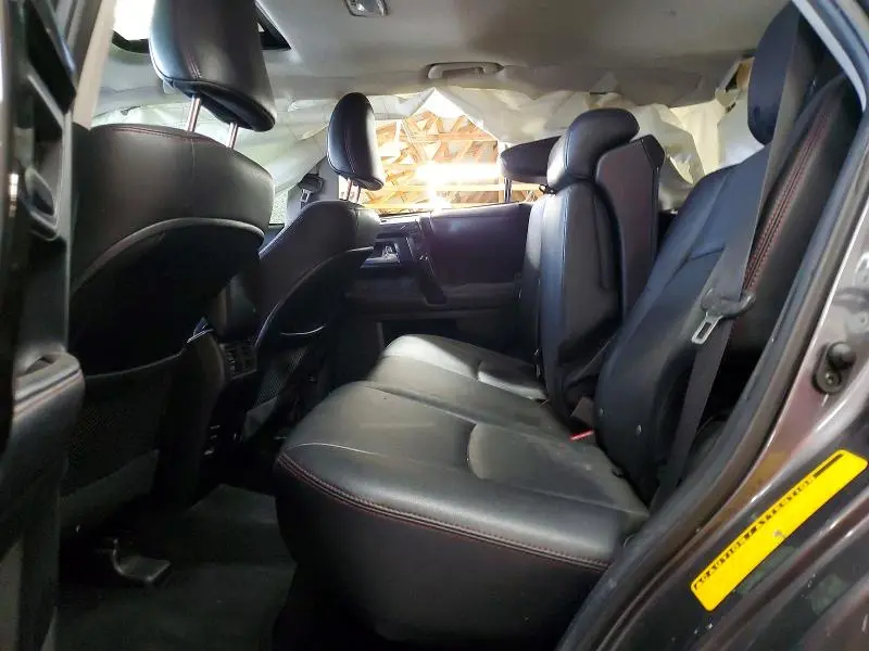 2018 TOYOTA 4RUNNER SR5/SR5 PREMIUM  