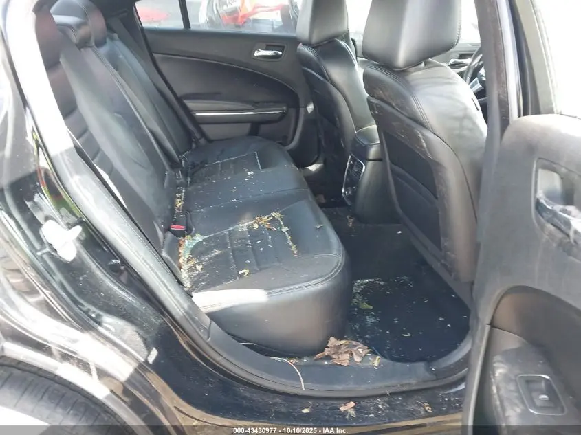 2013 DODGE CHARGER SXT