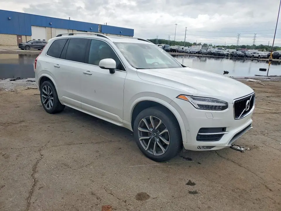2018 VOLVO XC90 T6  