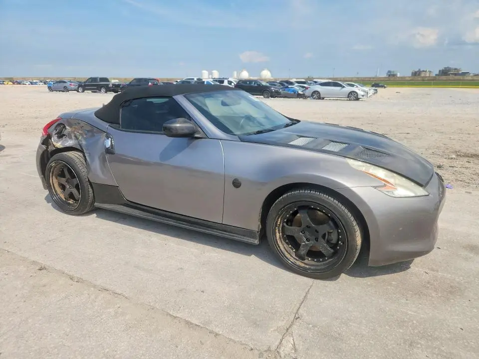2010 NISSAN 370Z ROADSTER  