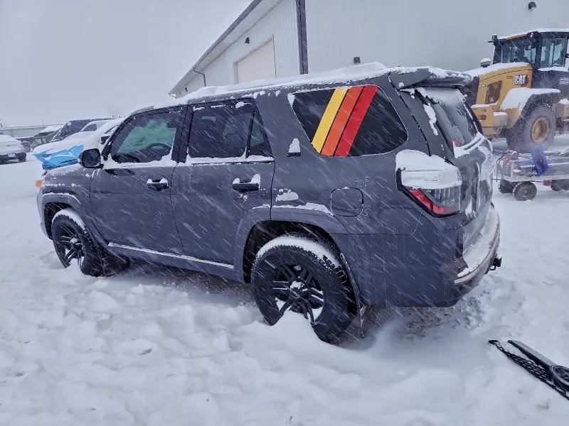 2011 TOYOTA 4RUNNER SR5  