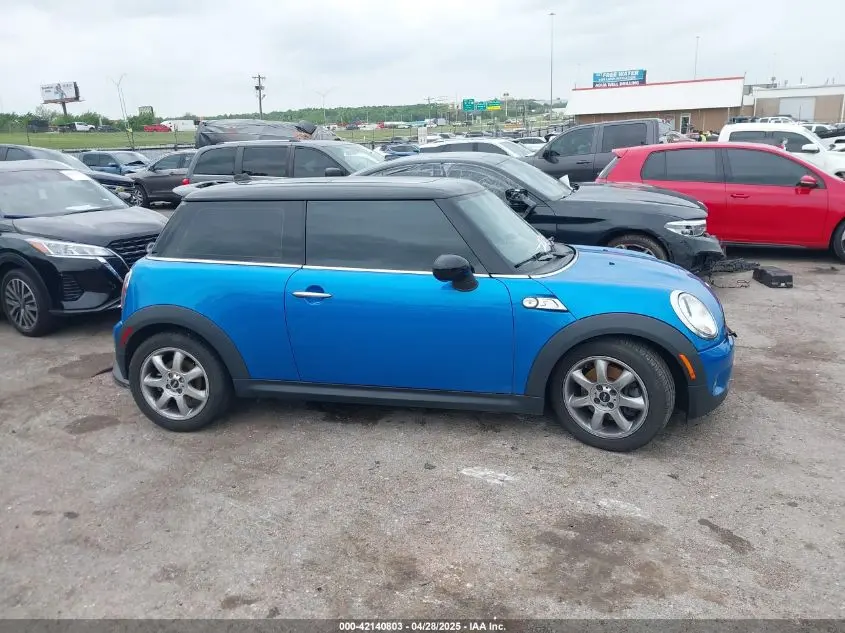 2010 MINI COOPER S  