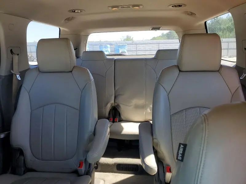 2016 GMC ACADIA SLT-2  