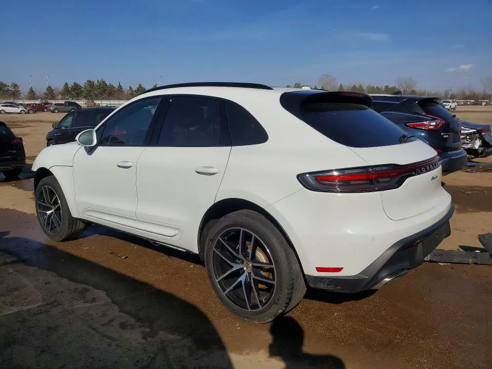 2023 PORSCHE MACAN BASE  