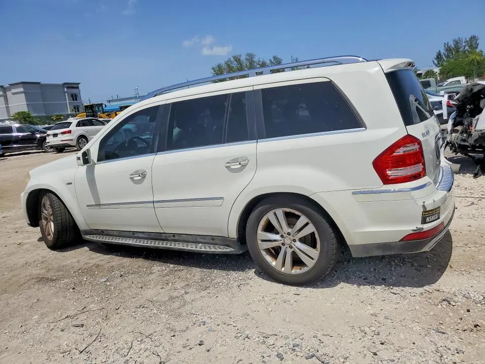 2011 MERCEDES-BENZ GL 350 BLUETEC  