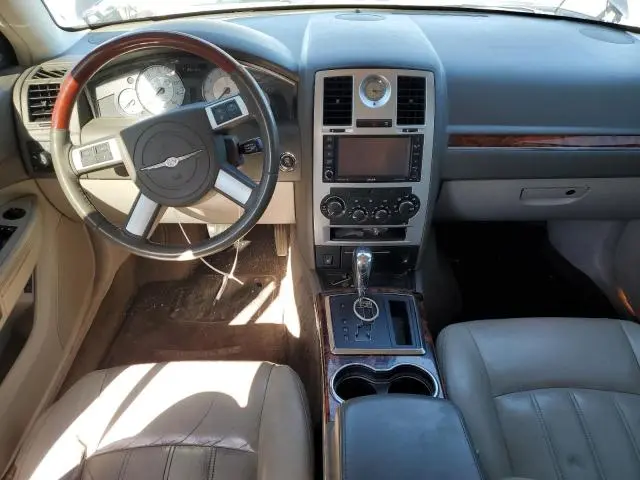 2010 CHRYSLER 300C   