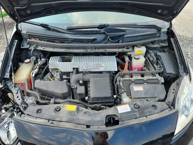 2015 TOYOTA PRIUS FOUR  