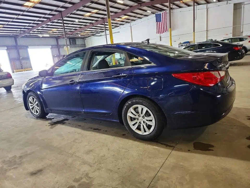 2011 HYUNDAI SONATA GLS  