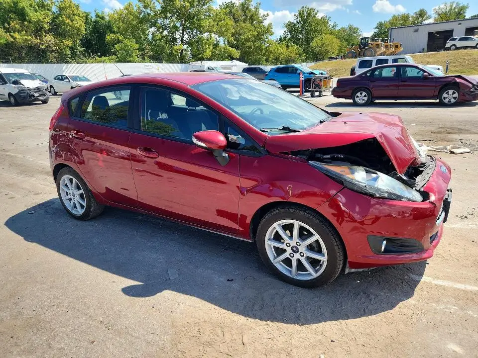 2017 FORD FIESTA SE  