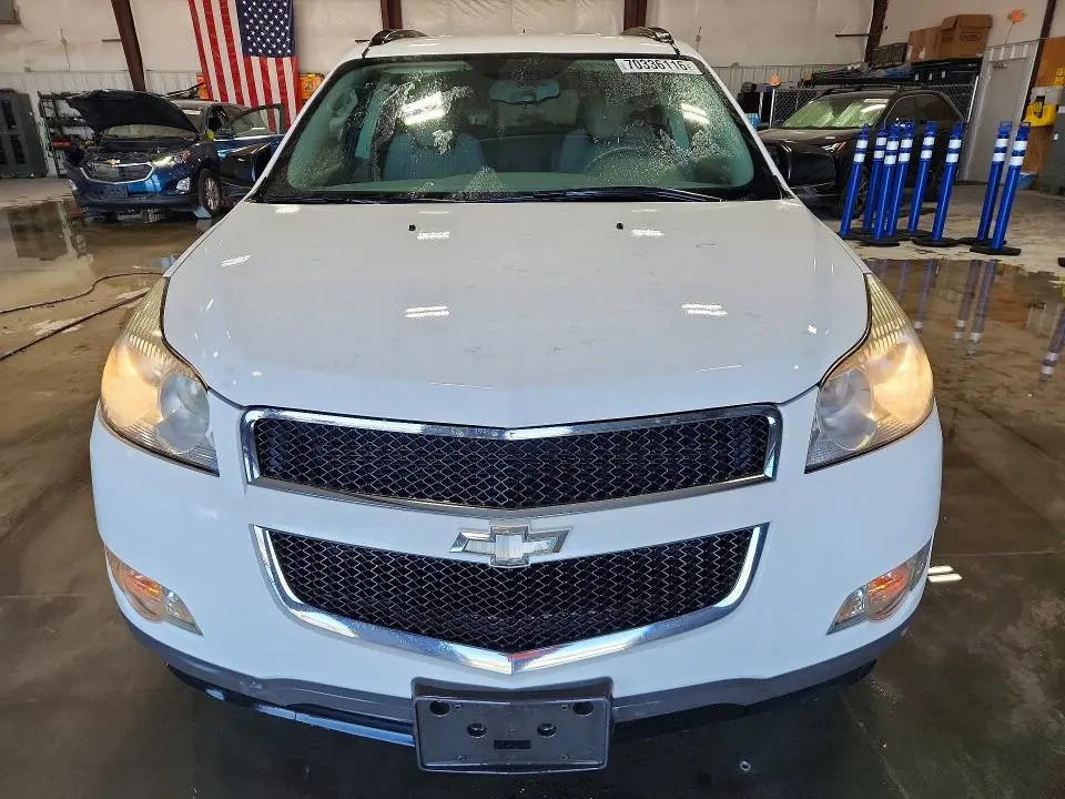 2012 CHEVROLET TRAVERSE LS  