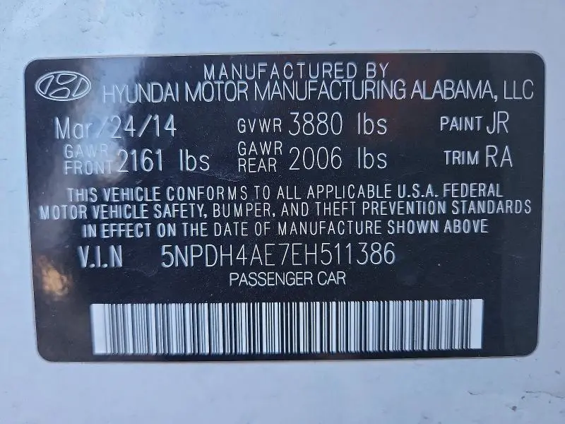 2014 HYUNDAI ELANTRA SE  