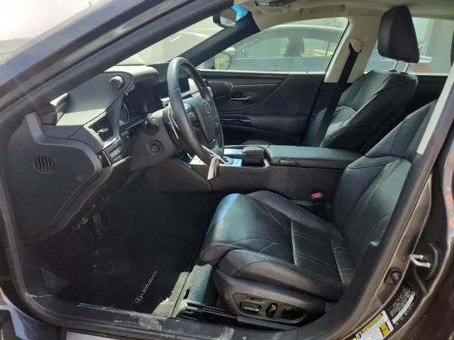 2022 LEXUS ES 300H BASE  