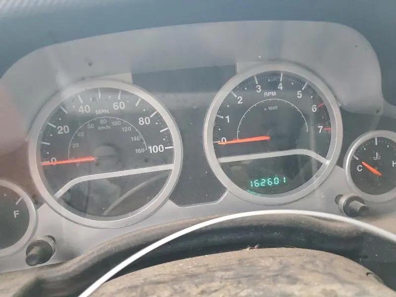 2010 JEEP WRANGLER SAHARA  