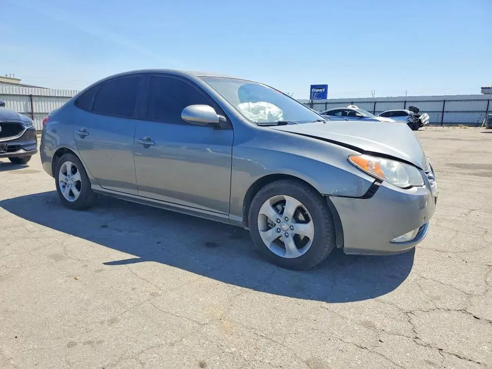 2010 HYUNDAI ELANTRA SE  