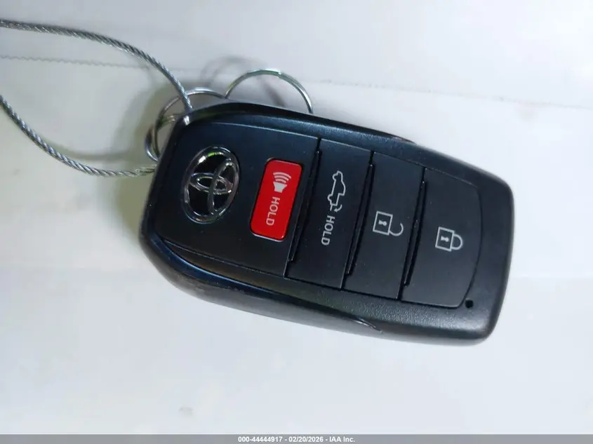 2026 TOYOTA TUNDRA SR5 CREWMAX 5.5' BED