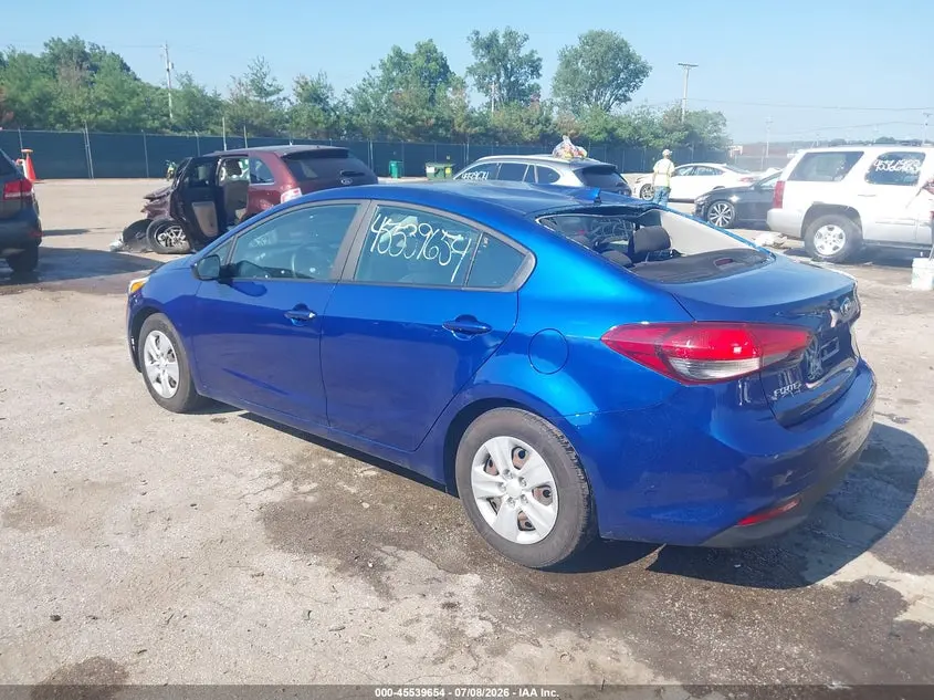 2017 KIA FORTE LX